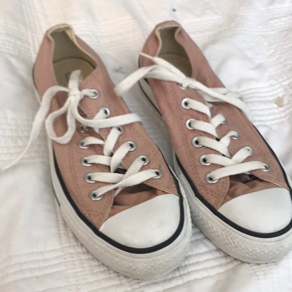 Converse pink size 7